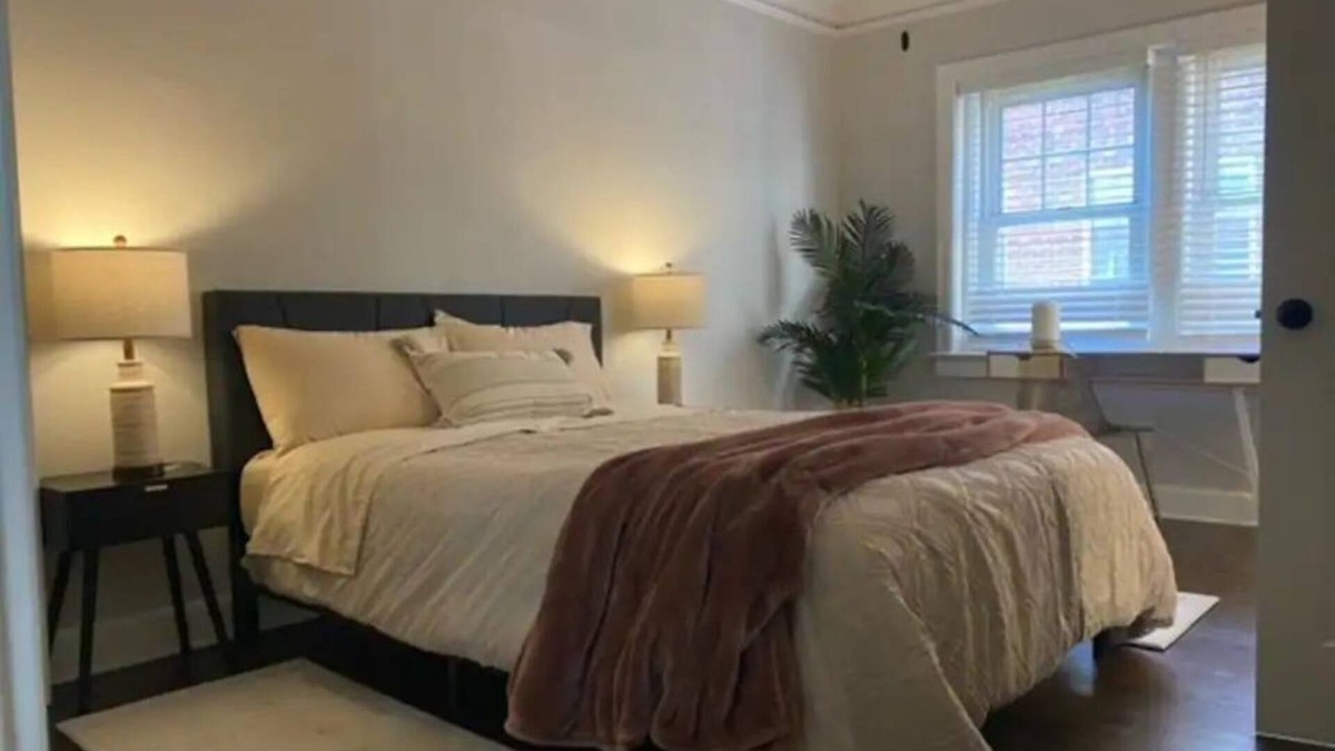 Hanover Place Apartment | Enchanting Nook/1BR