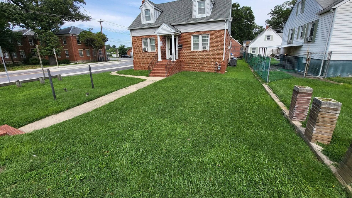 Glen Burnie Bed & Breakfast | Enchanting Whole House 4 Room Property minutes from BWI airport.