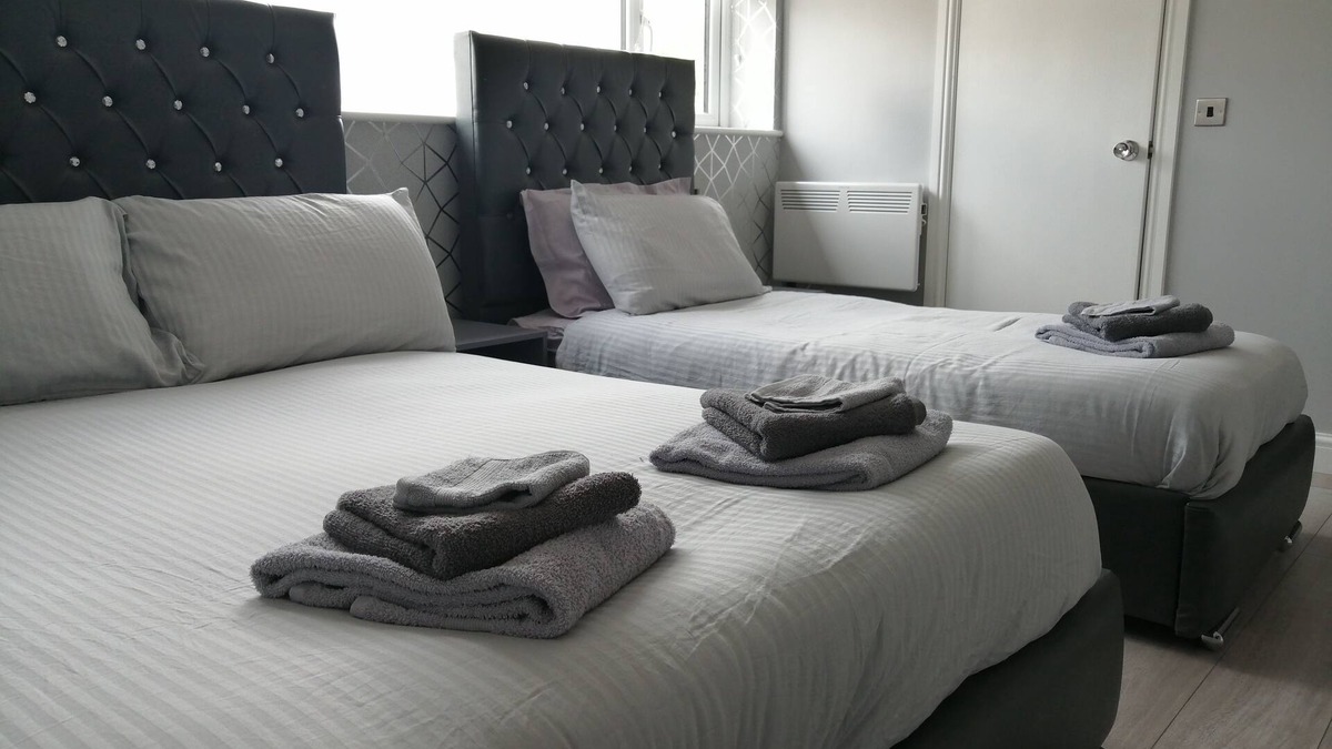 Scunthorpe House | Encore Rooms