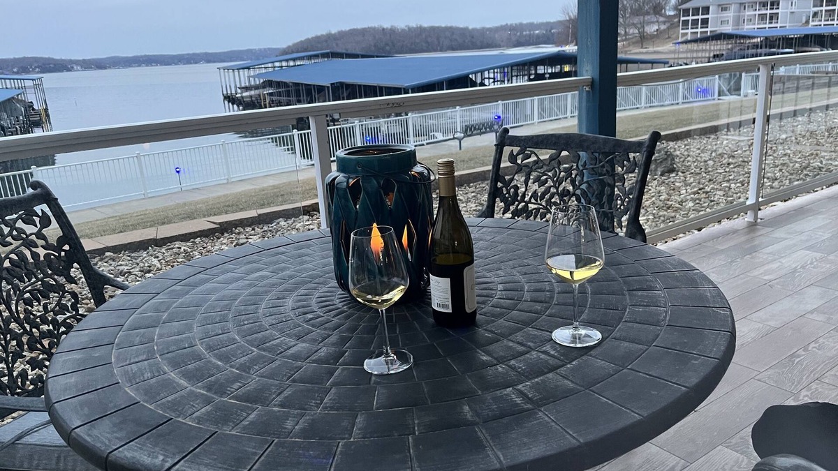 Gravois Mills Condo | End Unit Condo - Gorgeous First Tier Lake View