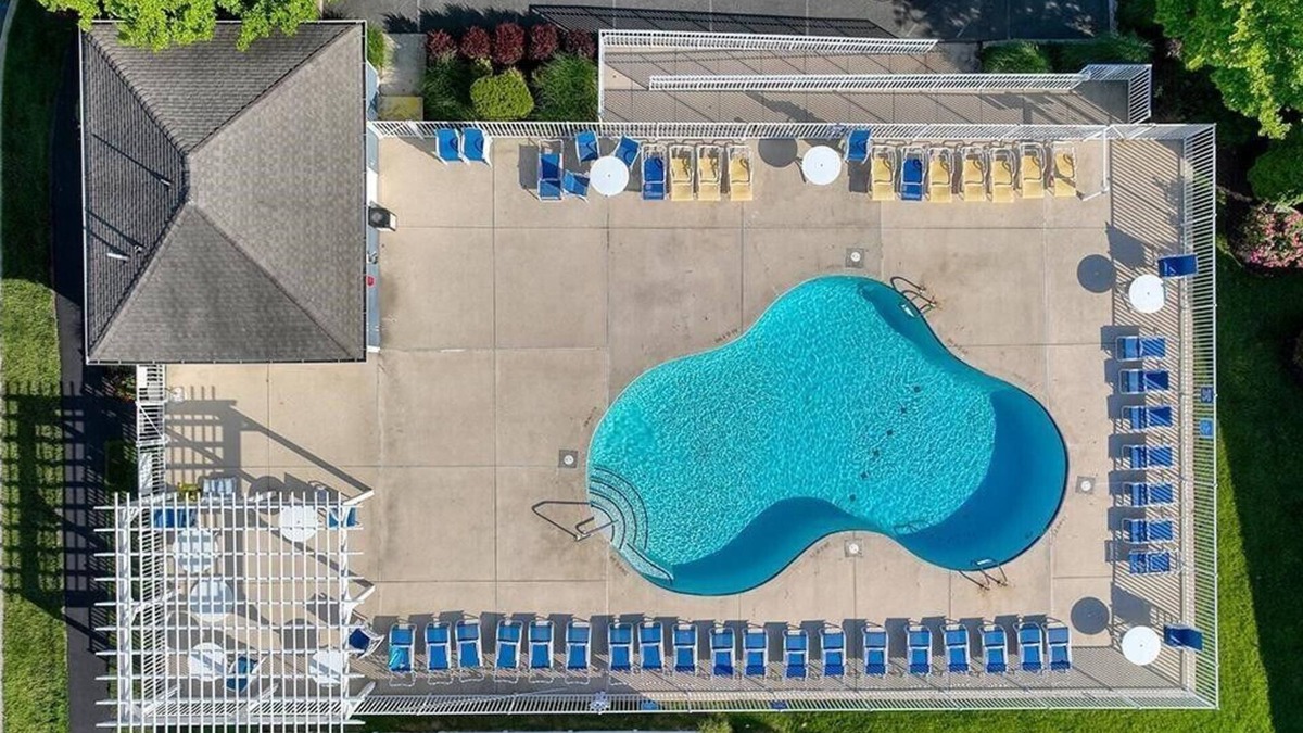 Keys Of Marsh Harbor House | End Unit Townhouse Rehoboth Beach 5BR Pool Tennis