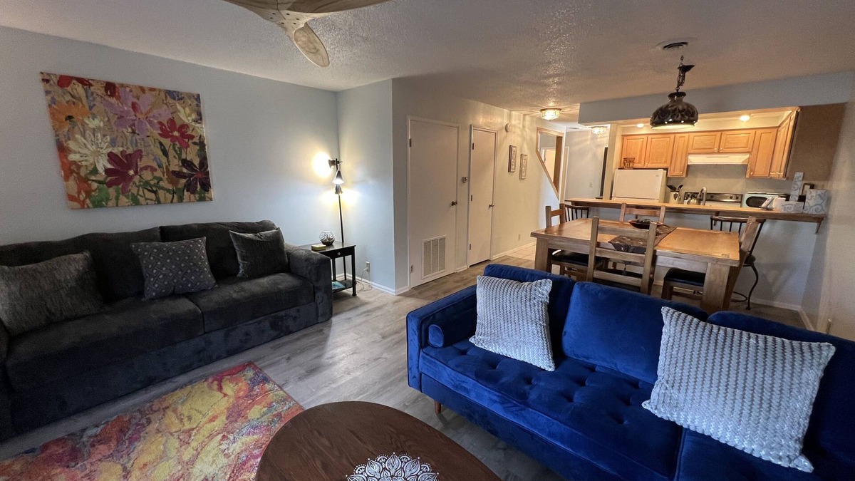 Fairfield Bay Condo | Endless Fun: Pools, Golf Courses, Bowling, Mini Golf, 100+ Miles of Trails!
