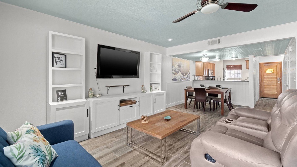 Silver Sands House | Endless Summer beach retreat 🌊🌊🌊 3 min walk to the beach