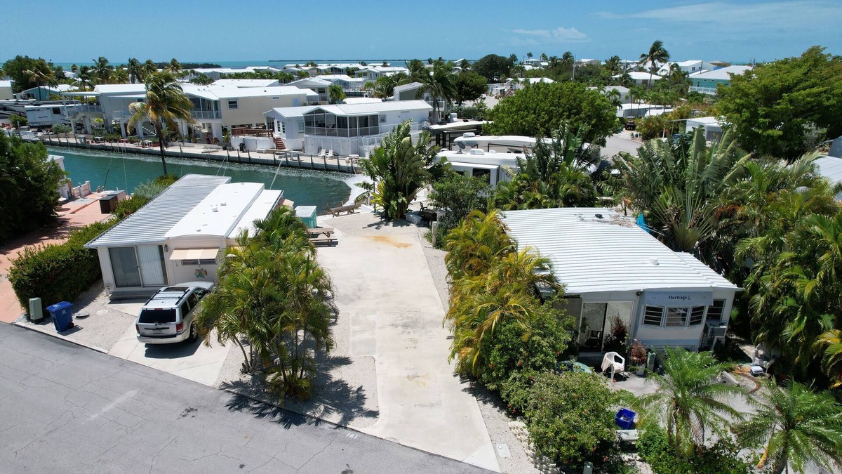 Cutthroat Harbor Estates RV Rental | Endless Summer Hideaway - lot 181