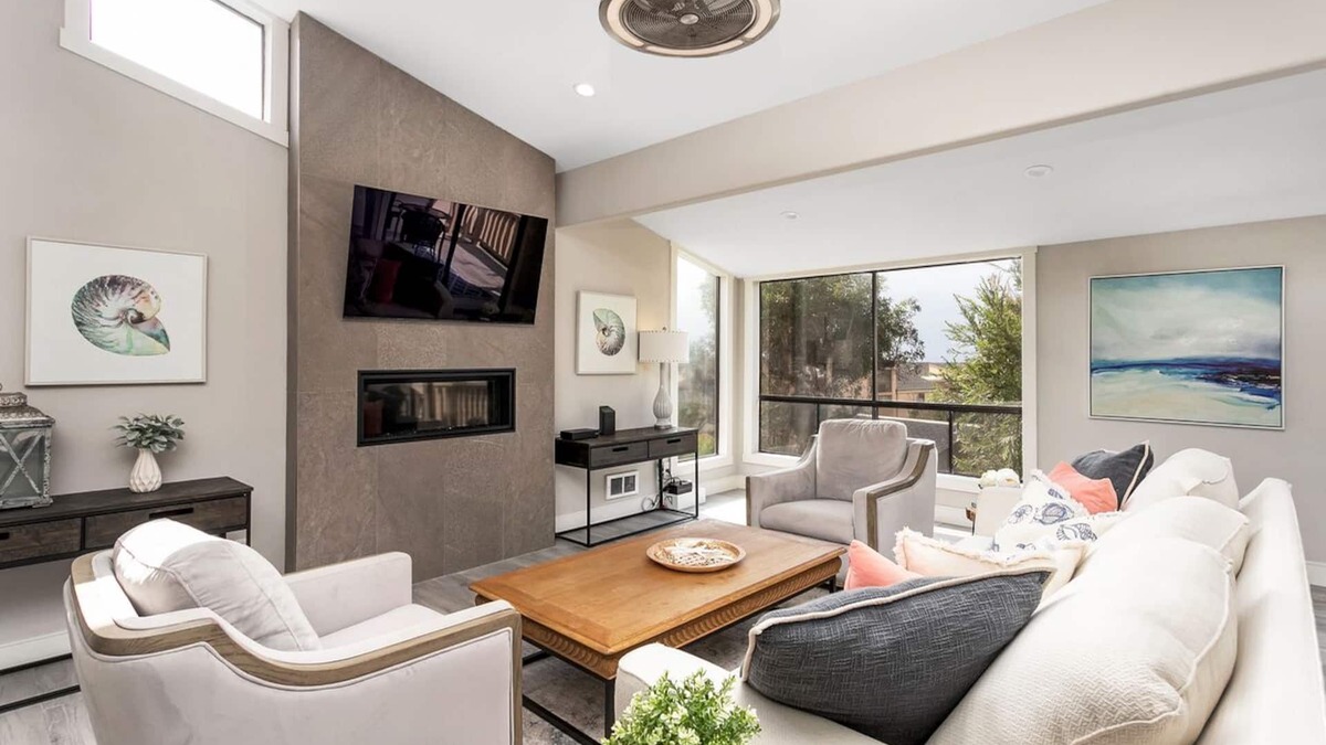 Solana Beach Condo | Endless Summer Ocean View Condo, Fast Wifi, Walk to Racetrack, Dining