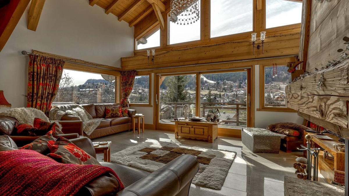 Cluses House | Englennaz House