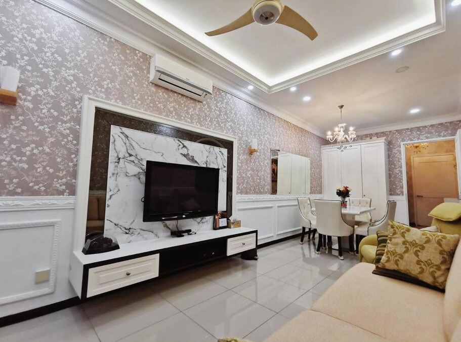 Taman Megah Ria Apartment | English Homestay Seaview Johor Bahru Permas 6 pax