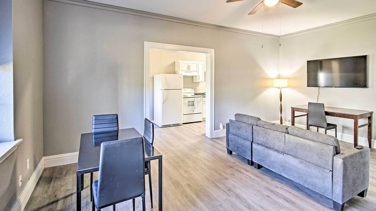 Enid Apartment | Enid Apartment ~ 1 Mi to Historic Downtown!