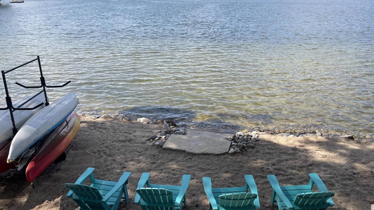 Mayfield Cabin | Enjoy 200 Feet of Private Frontage on Spider Lake