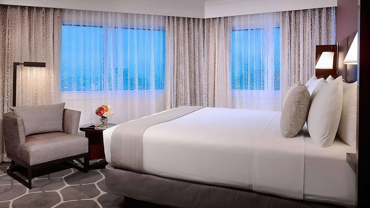 Uptown Hotel | Enjoy a Hassle-Free and Suiting Stay! w/Outdoor Pool, Pet-Friendly!