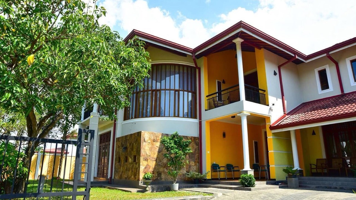 Minuwangoda Villa | Enjoy a luxury Experience, Bigcity Villa