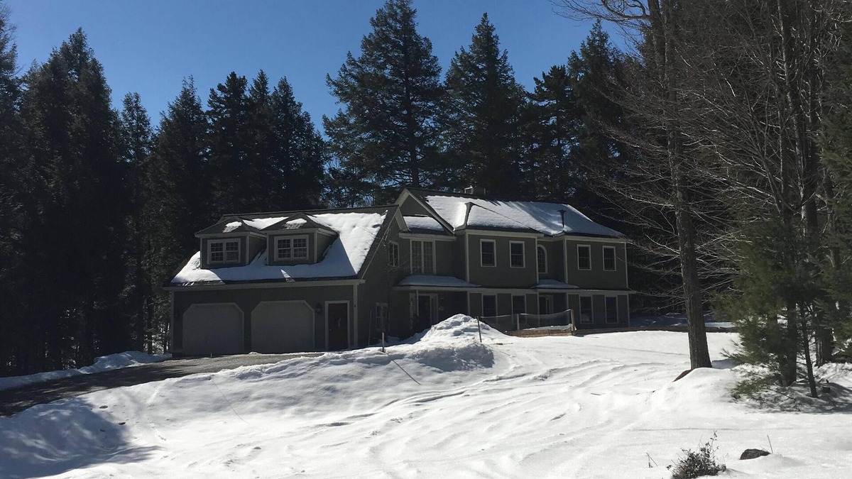 Waitsfield House | Enjoy a magical winter holiday at Sugarbush Resort/Mad River Valley