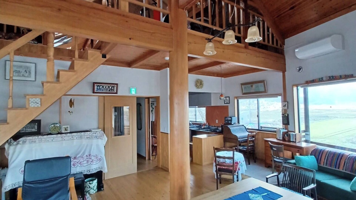 Iiyama House | Enjoy a private retreat in a villa on a windy hill/Iiyama Nagano