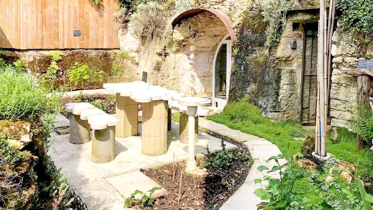 Chissay-en-Touraine House | Enjoy a relaxing vacation in this inviting troglodyte house in a beautiful landscape.