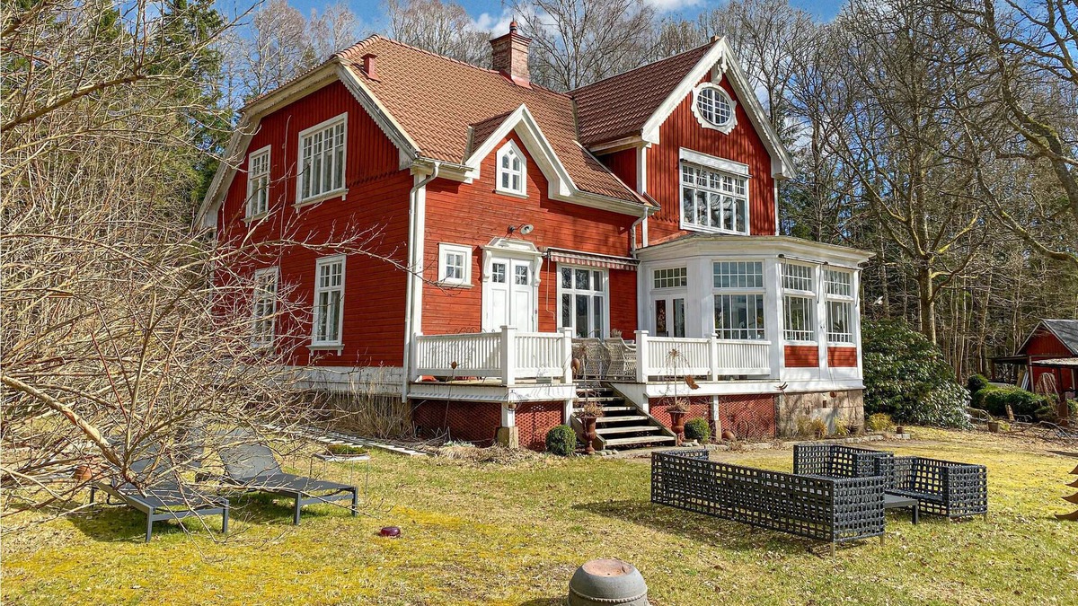 Boras Municipality House | Enjoy a relaxing active vacation by the lake, Öresjö