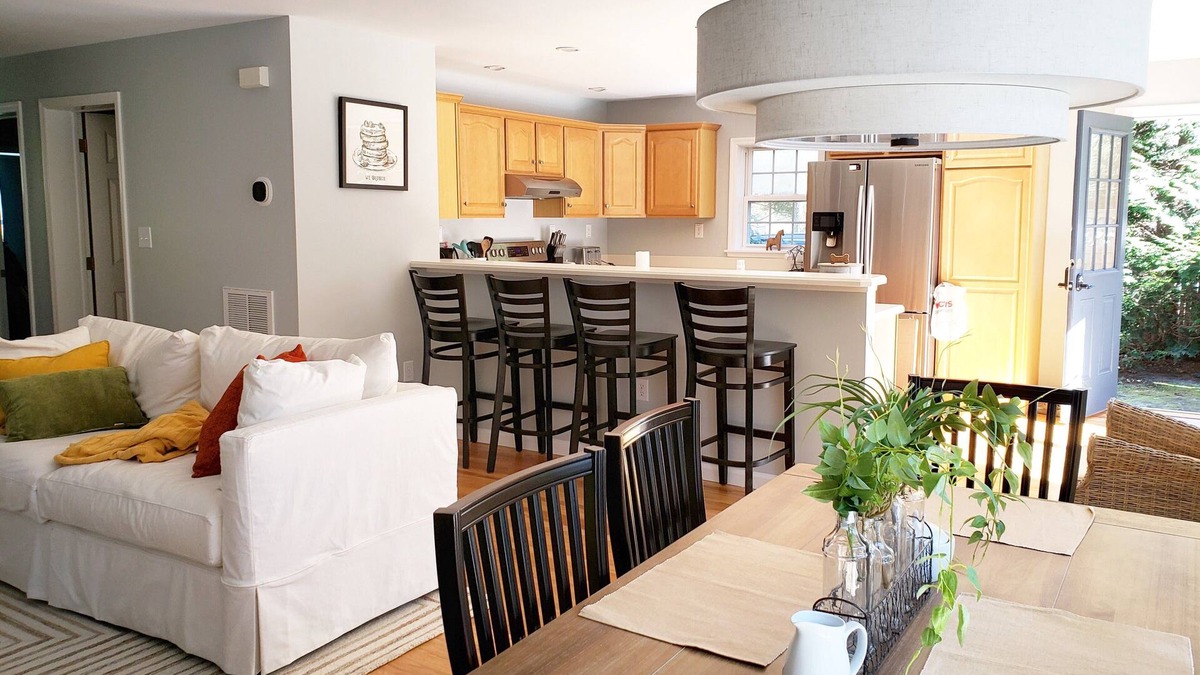 Springs House | Enjoy A Relaxing Hamptons Vacation In Our Comfortable, Light-Filled Home!