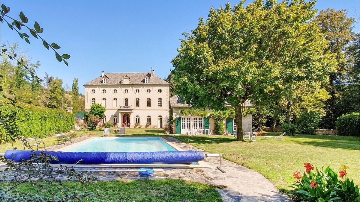 Espalion House | Enjoy a wonderful vacation in this appealing and comfortable vacation home!