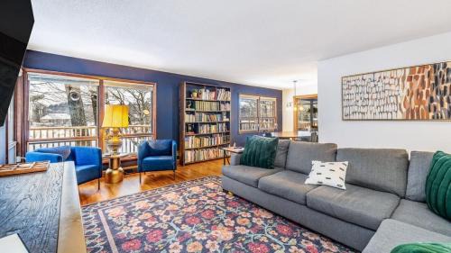 Iron Mountain House | Enjoy All the Seasons on Moon Lake