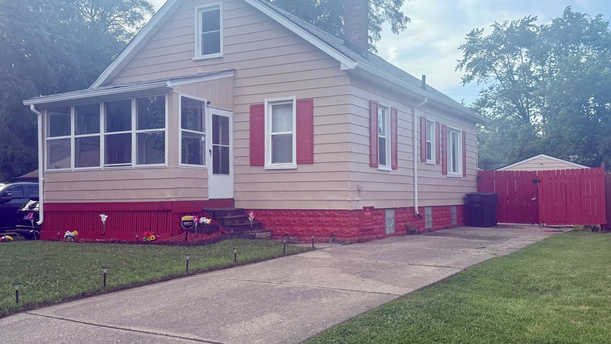 Detroit House | Enjoy Detroit’s Luxury Arcade Funhouse Getaway 3