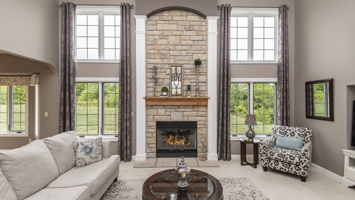 Waukesha House | Enjoy family reunions, holidays and celebrations with warm seasonal decor.
