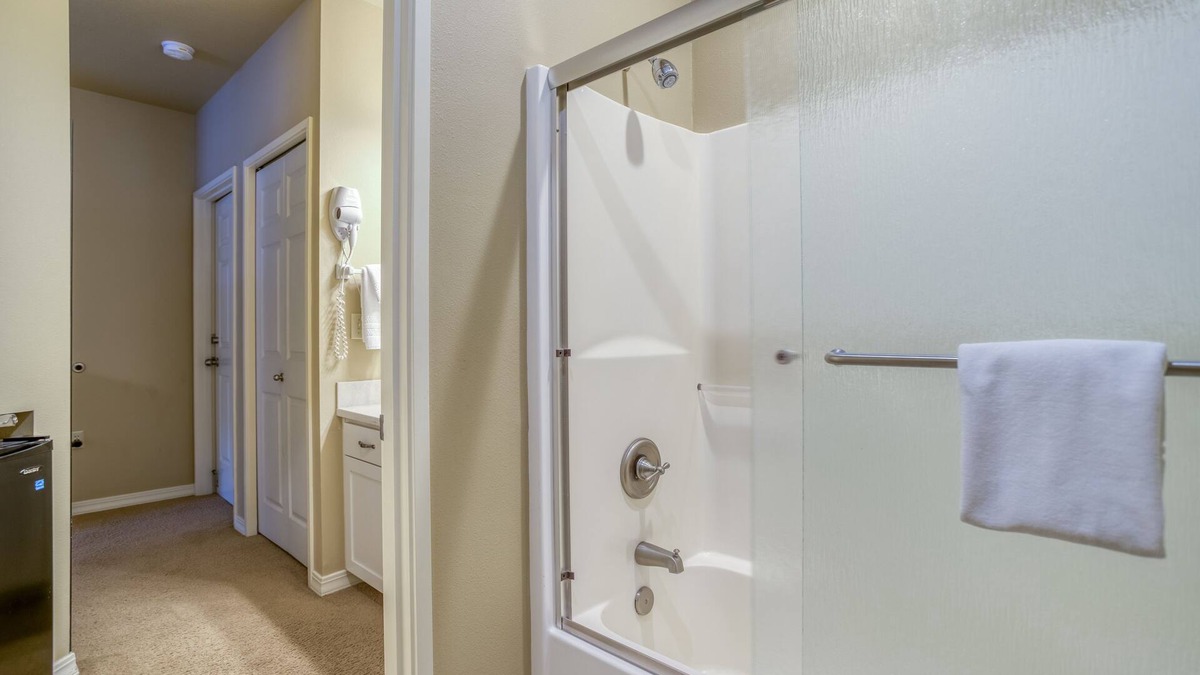 Century West Condo | Enjoy Five Bedrooms on the Deschutes River at Mt. Bachelor Village Resort Condo!