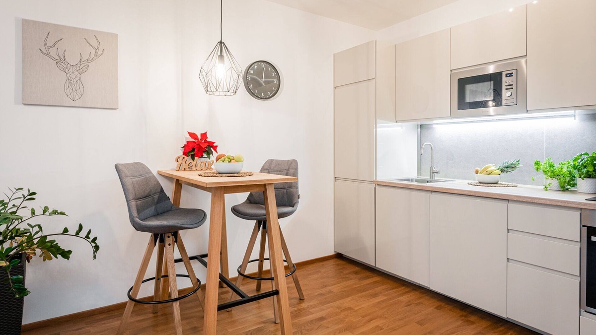 Hlubocepy Apartment | Enjoy Garden & Grill & Aquapark, close to the city center of Prague
