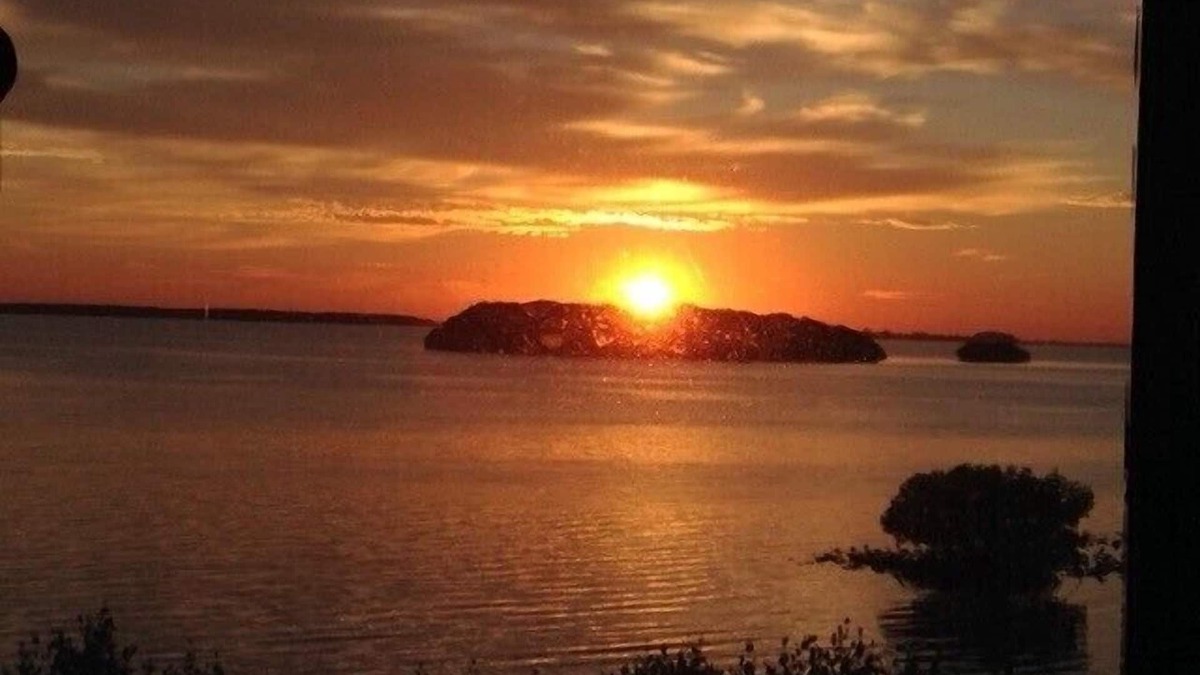 Tierra Verde Condo | Enjoy gorgeous water views and incredible sunrises from this waterfront condo