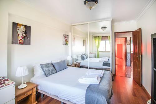 Reboleira Apartment | Enjoy Lisbon Cascais Sintra 1200 metres to metro blue line Sintra Rail line Free Parking