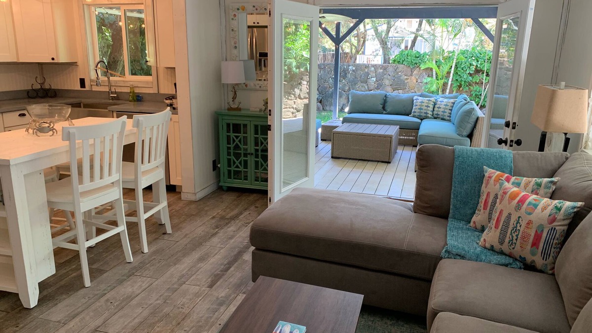 Pupukea House | ENJOY miles of white sand beaches.