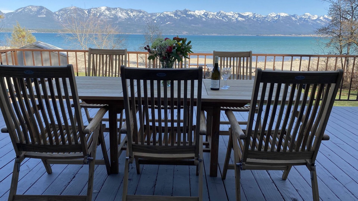 Kings Point House | Enjoy Mountain views at this lakefront home. Perfect for your family vacation.