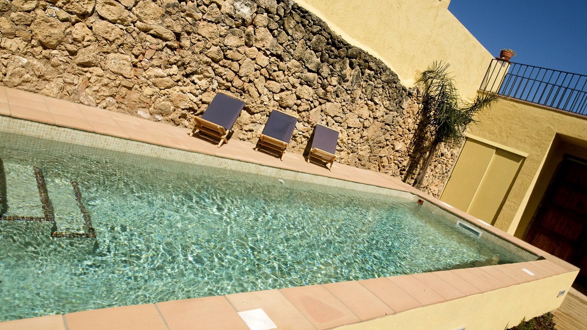 Castellet House | Enjoy nature with your family near Barcelona