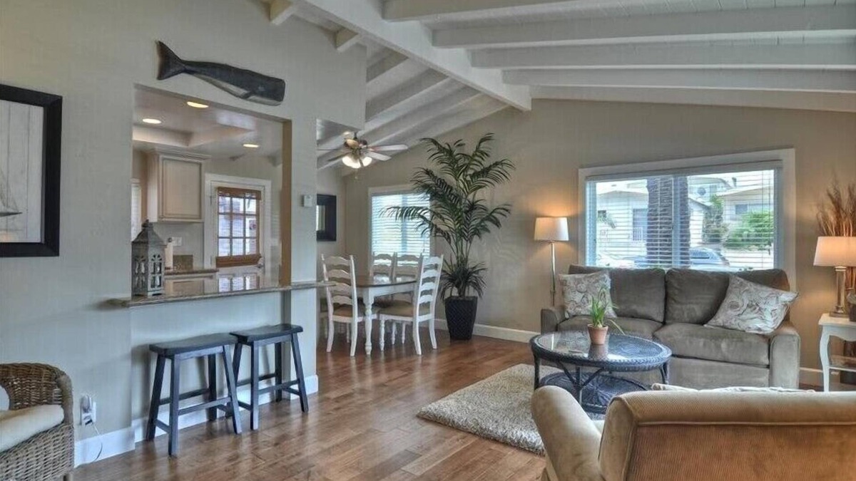 Corona del Mar Cottage | Enjoy Ocean View from Large Private Patio, A/C & Garage