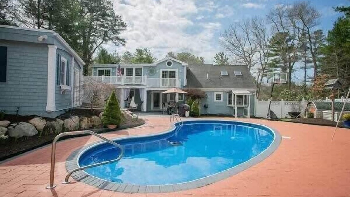 West Barnstable House | Enjoy Poolside Life This Summer, Contact Us Today!