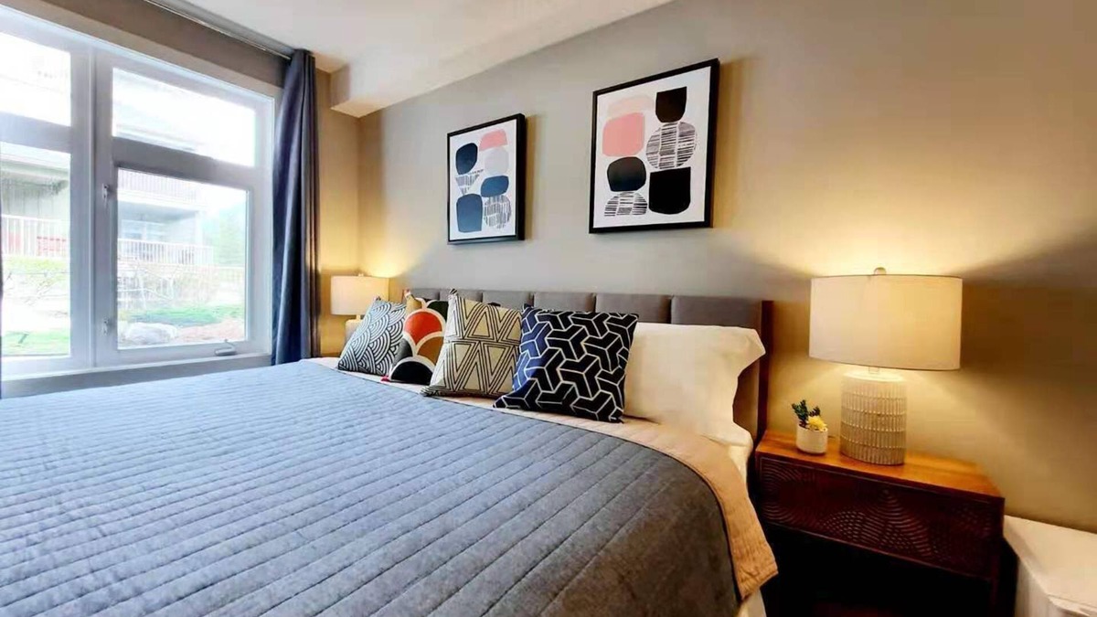 Cougar Creek Apartment | Enjoy Serenity & Relax in 1BR/BA w/Mountain View, 10 minutes drive to Banff