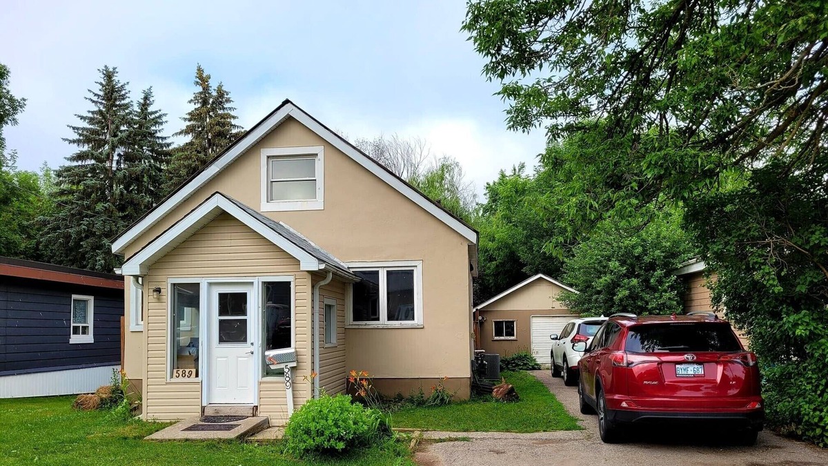 Orillia House | Enjoy spring 🌸🌺🌼🌱 at Lake Simcoe -FULL house