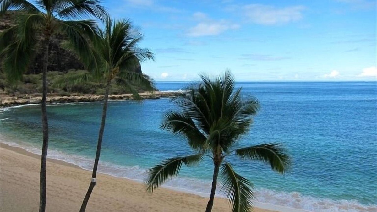 Makaha Condo | Enjoy the Beautiful Sandy Beach at Makaha Beach Cabanas.