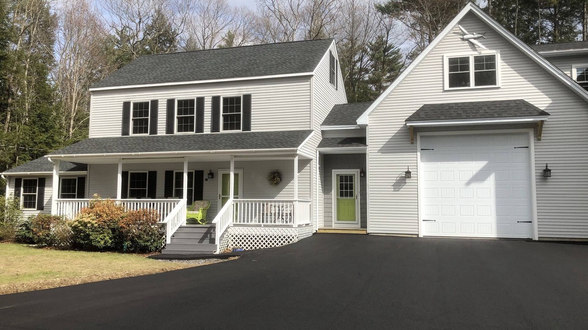 Moultonborough House | Enjoy the best of all seasons in this 4 bedroom home minutes from the water.