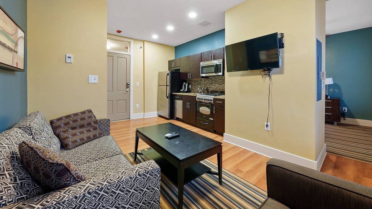 St. Clairsville House | Enjoy the convenience of Condo Living located in close proximity to Wheeling 303