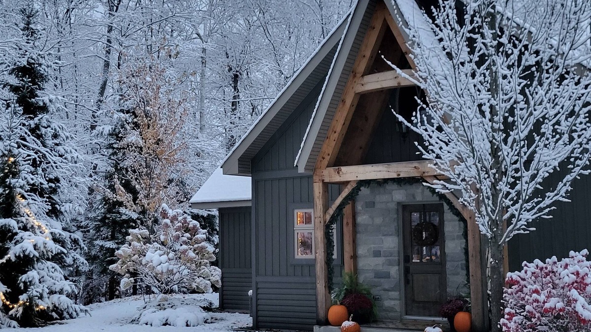 Madawaska Valley Cottage | Enjoy the Holidays at Stillwoods Cottage, Near Algonquin Park