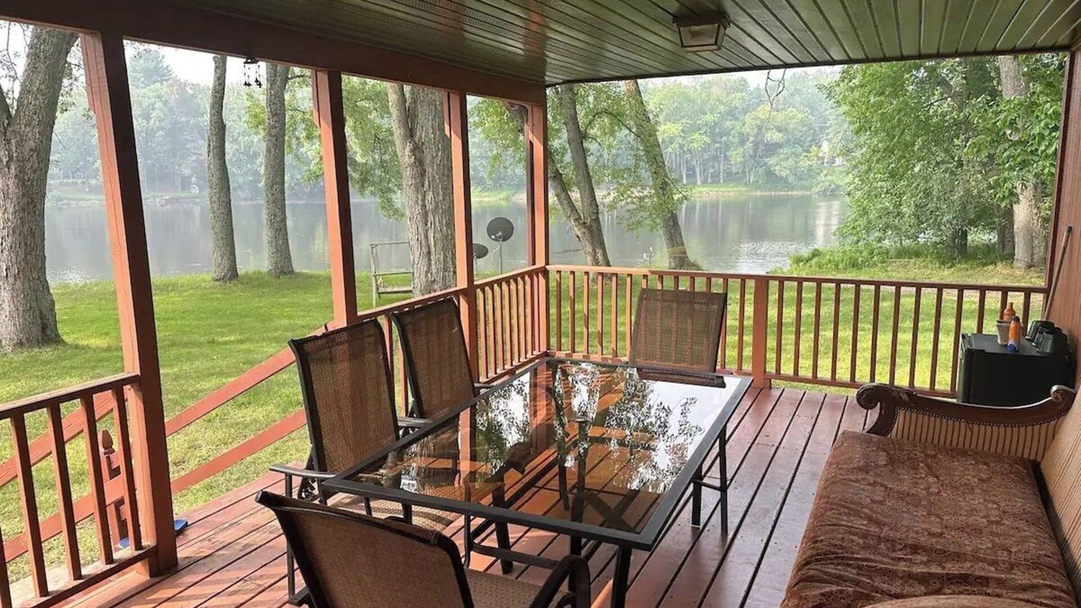 Ingalls House | Enjoy the peace and quite of Pure Michigan's Upper Peninsula.