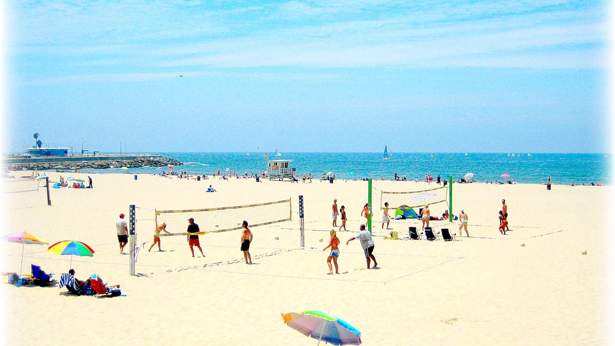 Hermosa Beach Condo | Enjoy THE STRAND, Steps to the sand, SPECIAL RATES , Inquire Now !