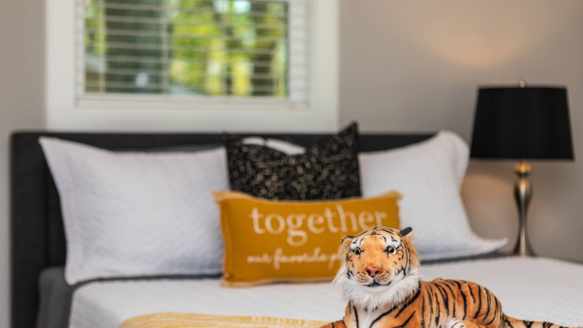 Auburn House | Enjoy the suite life! - 4BR/4BA Brick Cottage. Near AU campus. Walk downtown!