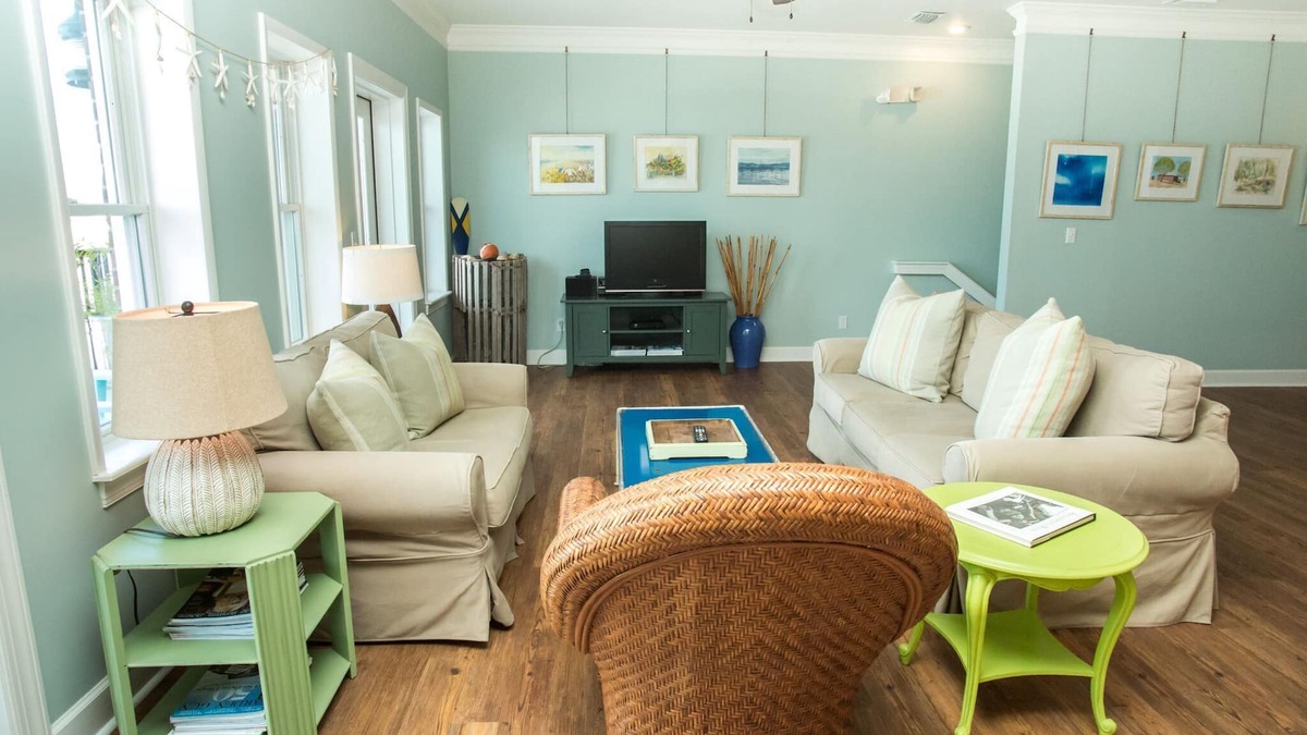 Historic Downtown Apalachicola Condo | Enjoy the sunrise over the Apalachicola River.