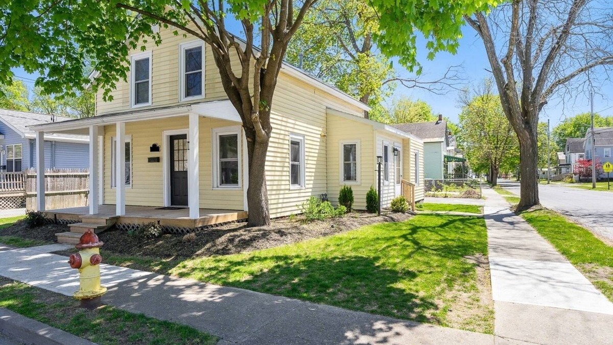 Glens Falls House | Enjoy Upstate NY in Newly Renovated 3BR Home!