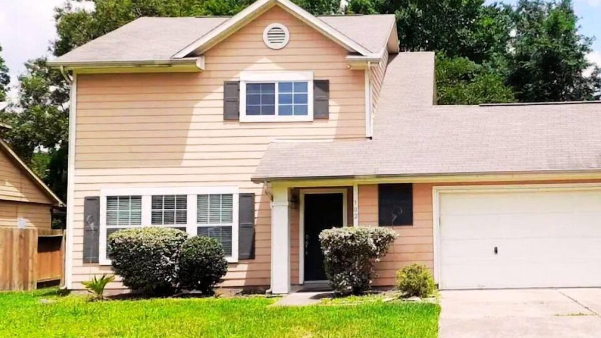 Crosby House | Enjoy Vacation in a Quiet Area w/Huge Backyard!