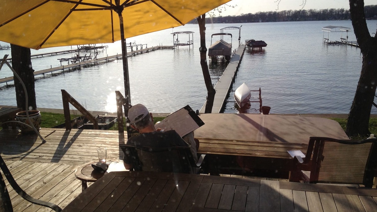 Sister Lakes House | Enjoy Waterfront Living On All-sports Magician Lake With Beautiful Sunsets