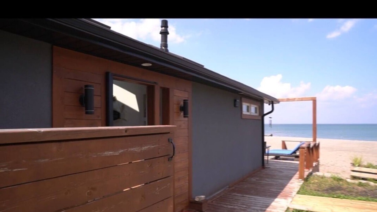 Stoney Creek Cottage | Enjoy your stay at this Beautiful property with Private Beach!!!