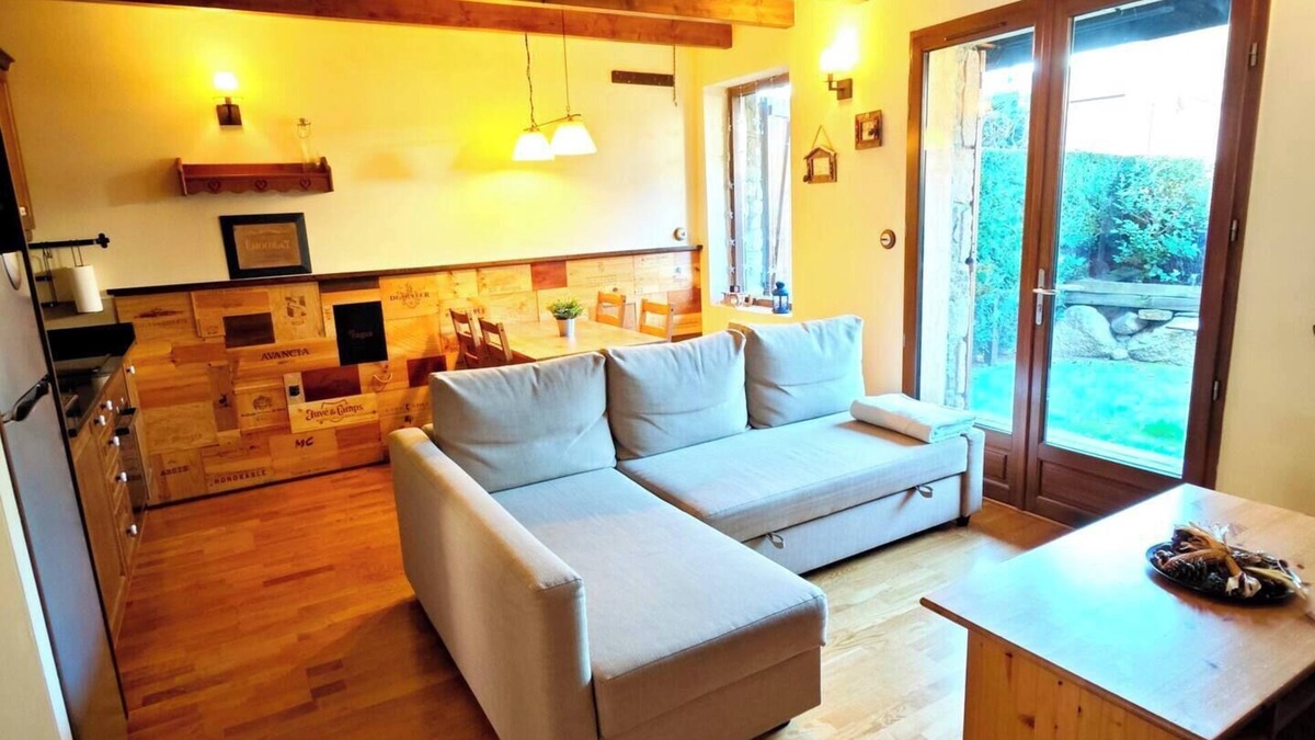 Latour-de-Carol Apartment | Enjoyable apartment with fast WiFi in charming Latour-de-Carol