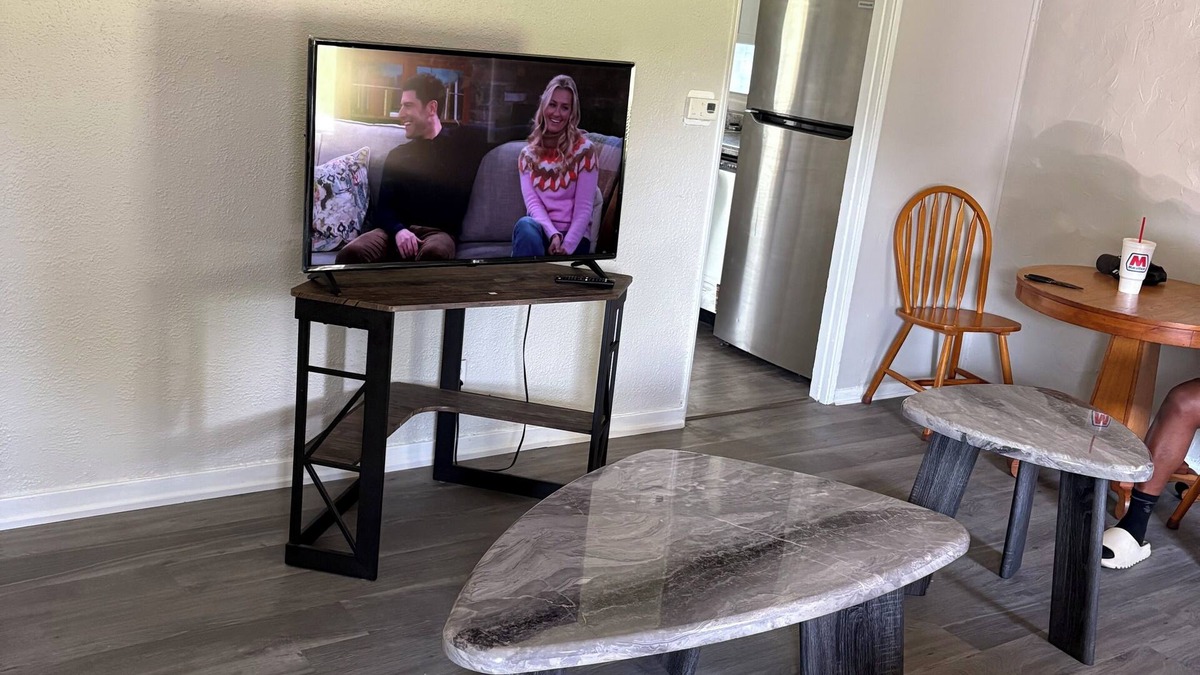 Lafayette House | Enjoyable Furnished 2-bedroom 1 bath House in Lafayette