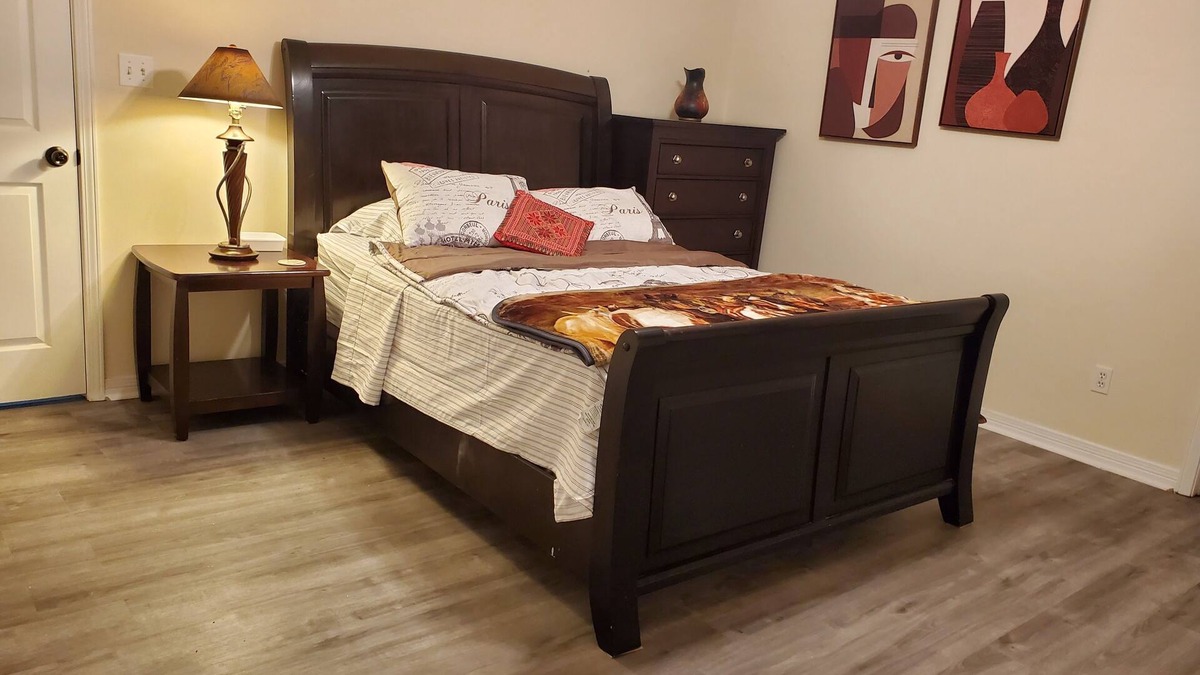 Northeast Pensacola House | Enjoying luxury master bed room with private hot spa bath tub, walking closet